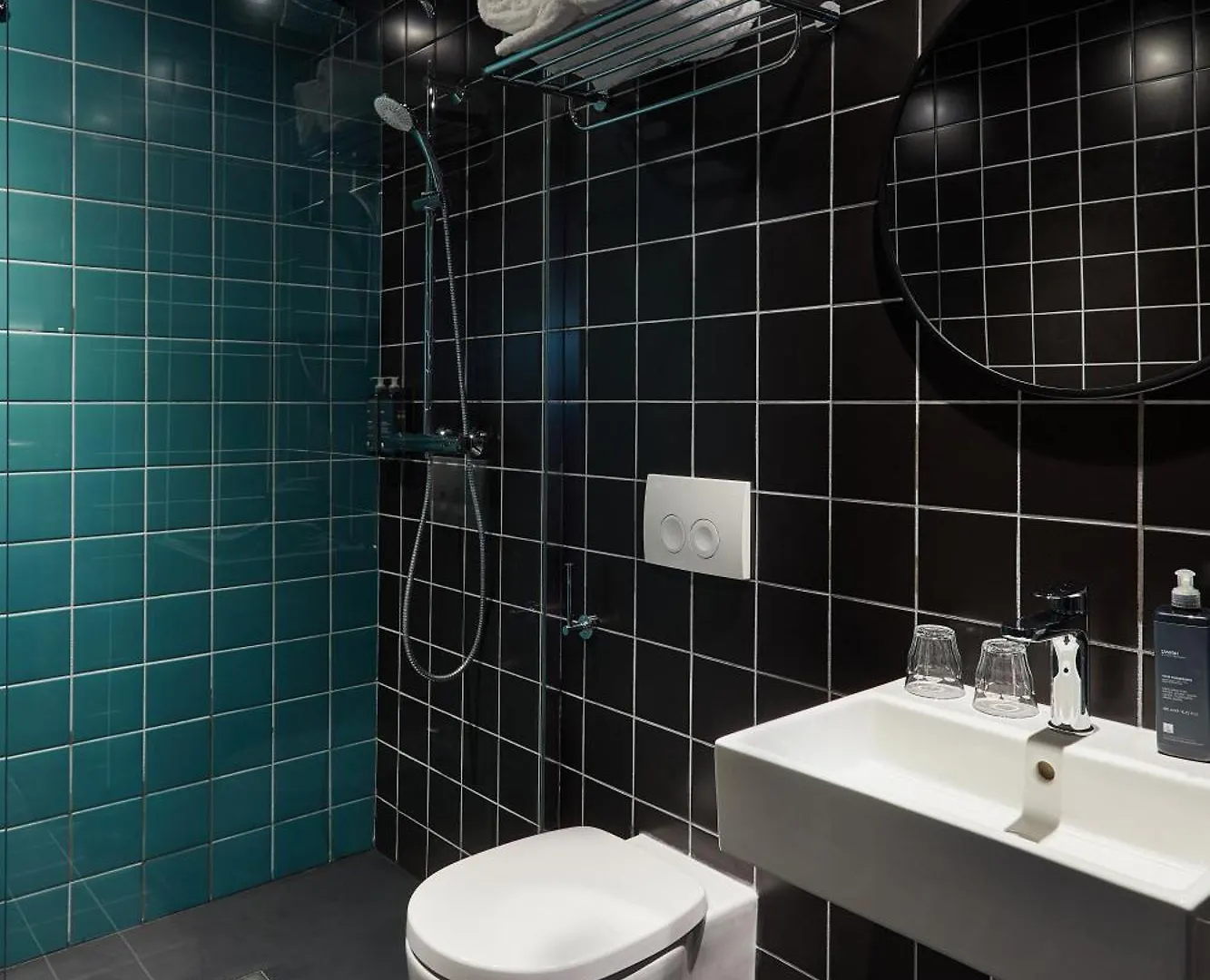 The Social Hub Toulouse Extended Stay 4*,